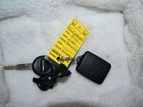 Used 2006 Ford Crown Victoria LX RWD image 22