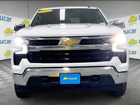 Used 2025 Chevrolet Silverado 1500 LT image 2