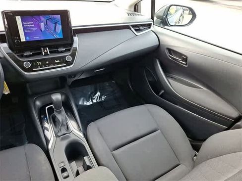 Used 2024 Toyota Corolla LE image 12