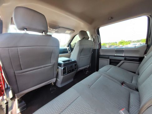 Used 2017 Ford F150 XLT w/ Equipment Group 302A Luxury AWD/4WD image 18