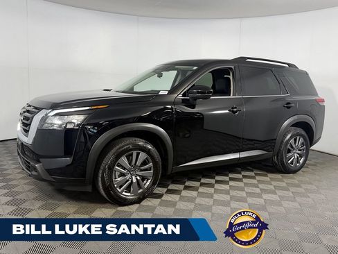 Used 2025 Nissan Pathfinder SV FWD image 1