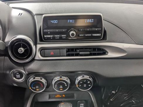 Used 2017 FIAT 124 Spider Classica image 18