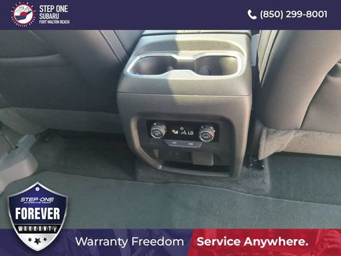 Used 2025 Chevrolet Traverse Z71 w/ Driver Confidence Package AWD/4WD image 36