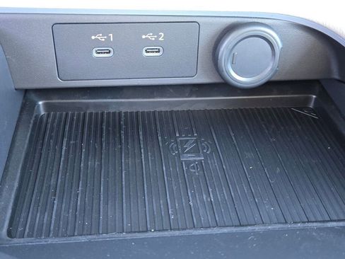 New 2026 Nissan Sentra SL w/ Floor Mat Package FWD image 27