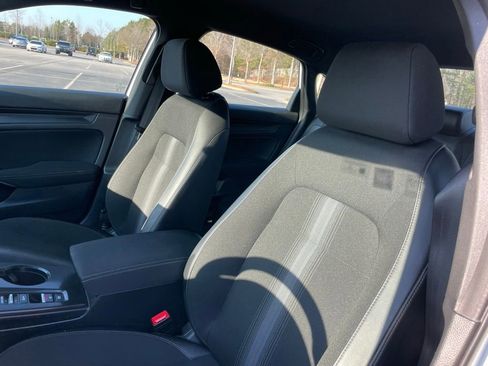 Certified 2025 Honda Civic Sport image 25