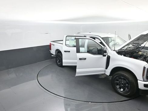 New 2026 Ford F250 4x4 Crew Cab Super Duty image 40