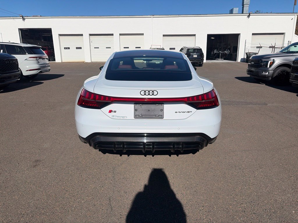 Used 2024 Audi RS e-tron GT w/ Carbon Performance Package AWD/4WD image 5