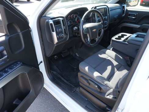 Used 2019 Chevrolet Silverado 1500 LT AWD/4WD image 13