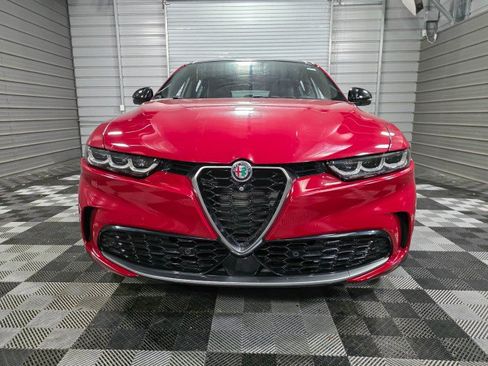 Used 2024 Alfa Romeo Tonale Ti AWD/4WD image 4