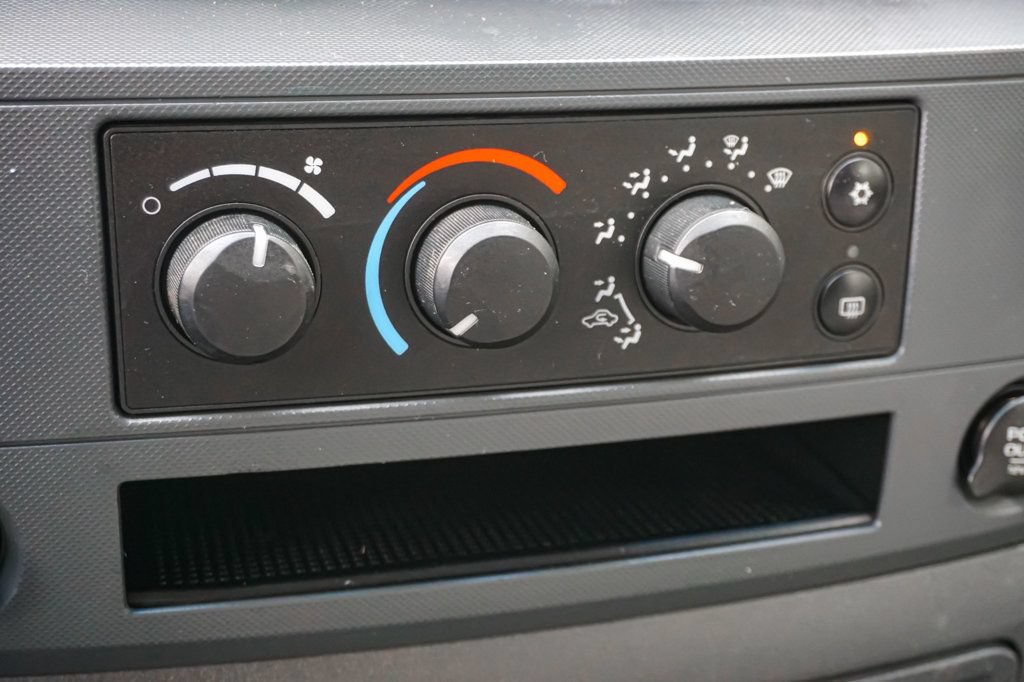 Used 2006 Dodge Ram 2500 Truck SLT w/ Trailer Tow Group AWD/4WD image 40