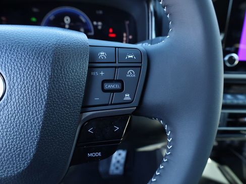 New 2026 Toyota Camry SE image 25