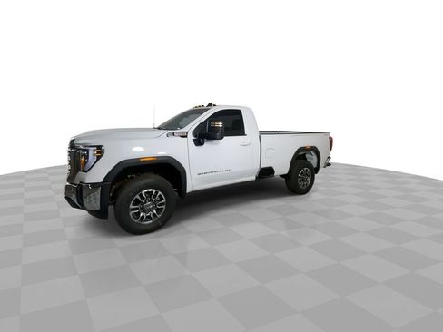 Used 2024 GMC Sierra 2500 SLE w/ SLE Convenience Package image 4