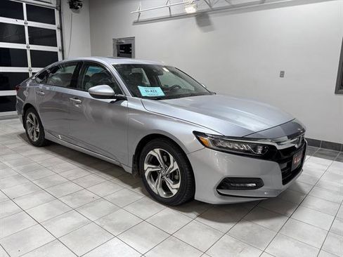 Used 2018 Honda Accord EX image 5