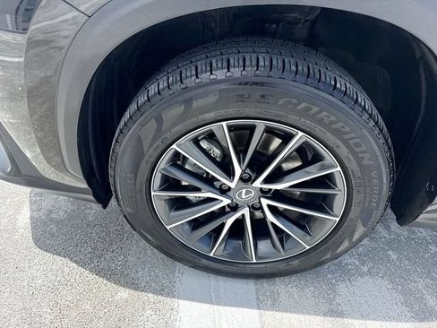 Certified 2024 Lexus NX 250 FWD image 10