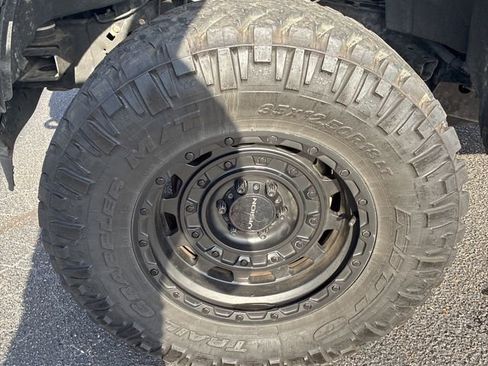 Used 2019 Ford F150 Platinum w/ Equipment Group 701A Luxury image 12