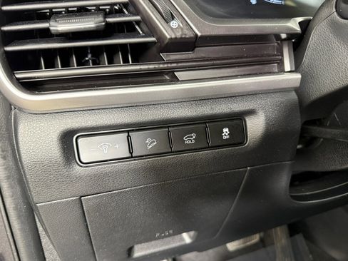 Used 2025 Kia Telluride S image 26