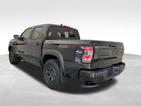 Used 2025 Nissan Frontier PRO-4X w/ Tow Package AWD/4WD image 3