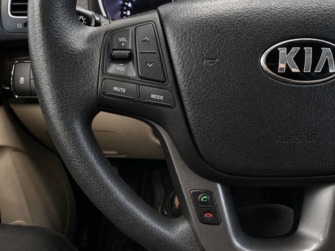Used 2015 Kia Sorento LX AWD/4WD image 4