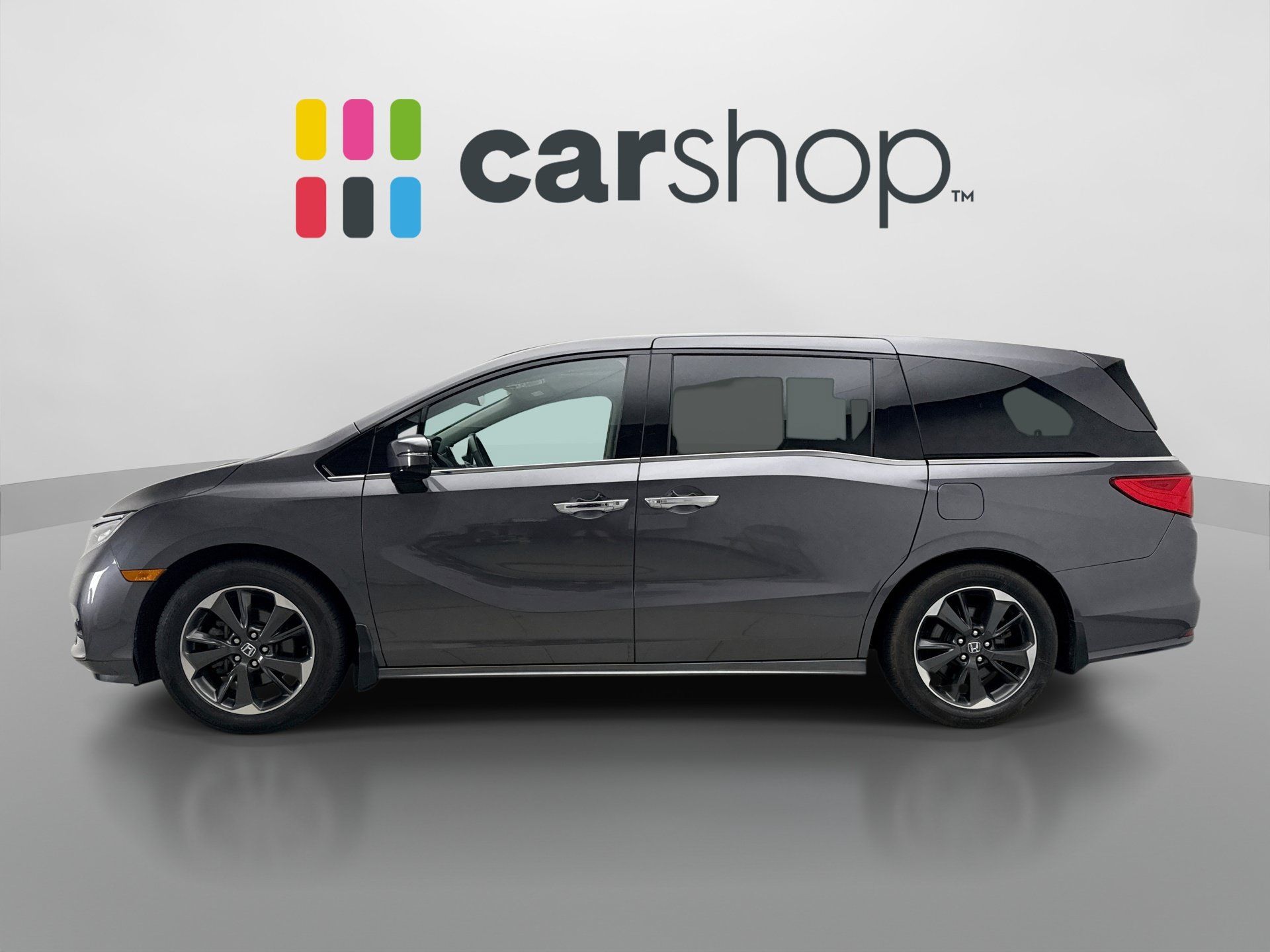 Used 2024 Honda Odyssey Elite image 2
