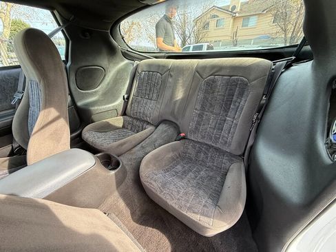 Used 2002 Chevrolet Camaro w/ Preferred Equipment Group 1 image 18