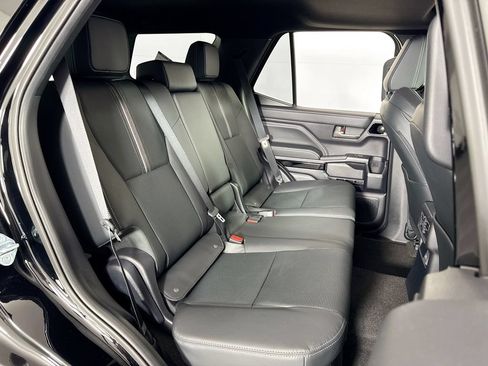 Used 2026 Toyota 4Runner Limited AWD/4WD image 35