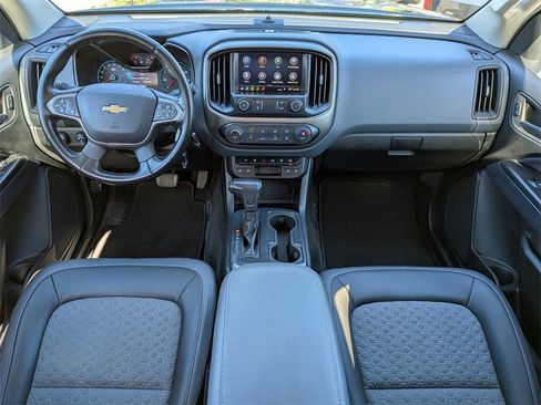 Used 2021 Chevrolet Colorado Z71 image 12