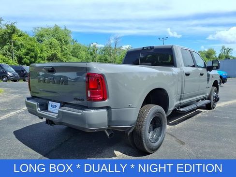 New 2026 RAM 3500 Big Horn AWD/4WD image 7