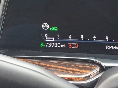 Used 2022 Cadillac Escalade Premium Luxury w/ Performance Package image 22