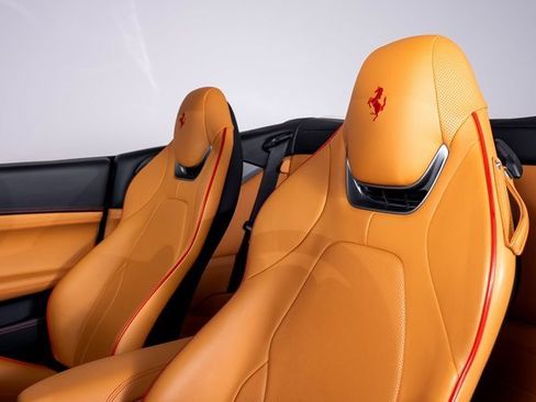 Used 2022 Ferrari Portofino M image 21