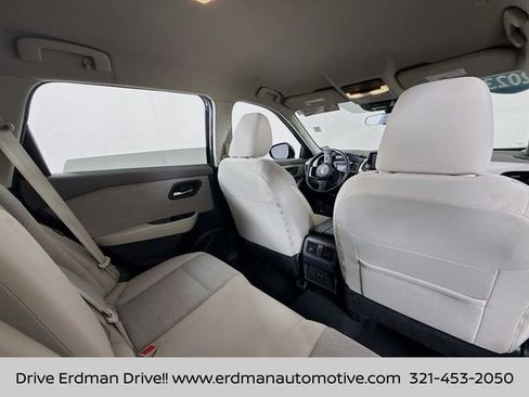 Certified 2023 Nissan Rogue SV image 27