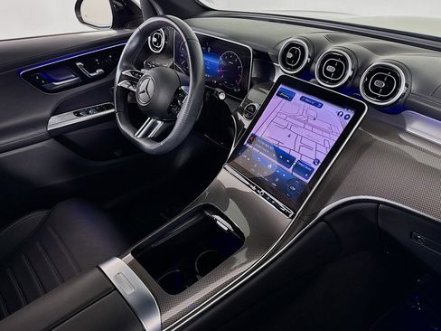 Used 2023 Mercedes-Benz GLC 300 image 16