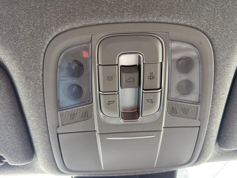 Used 2019 Hyundai Santa Fe 2.0T Ultimate Sport Utility 4D w/ Cargo Package image 21