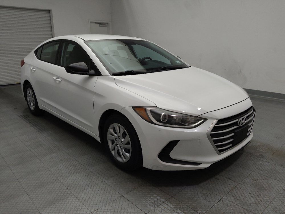 Used 2017 Hyundai Elantra SE FWD image 13
