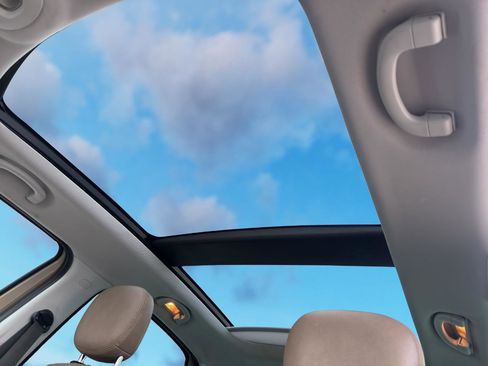 Used 2014 FIAT 500L Lounge image 24