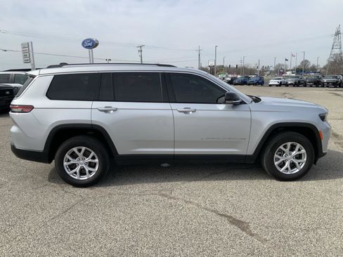 Used 2023 Jeep Grand Cherokee L Limited AWD/4WD image 15