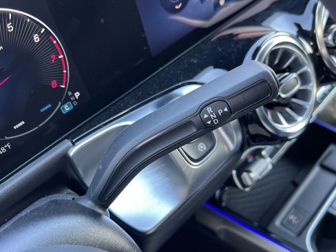 New 2026 Mercedes-Benz GLB 250 4MATIC image 20