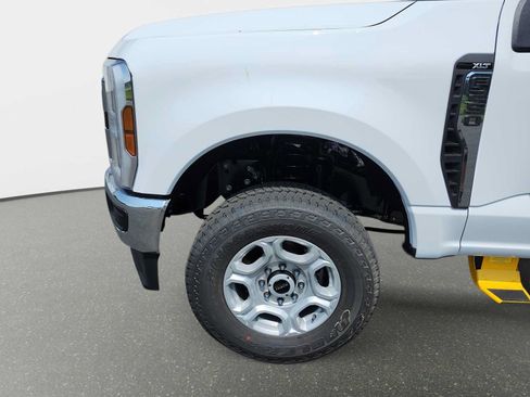 New 2026 Ford F250 XLT w/ Snow Plow Prep Package AWD/4WD image 10