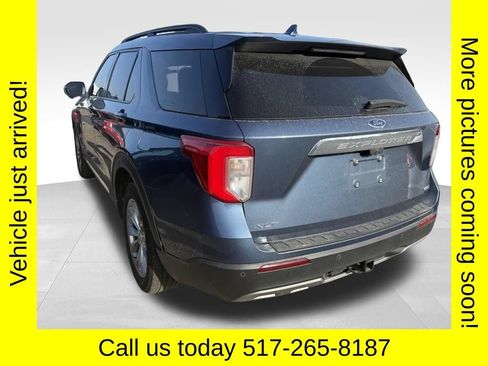 Used 2020 Ford Explorer XLT w/ Equipment Group 202A AWD/4WD image 6