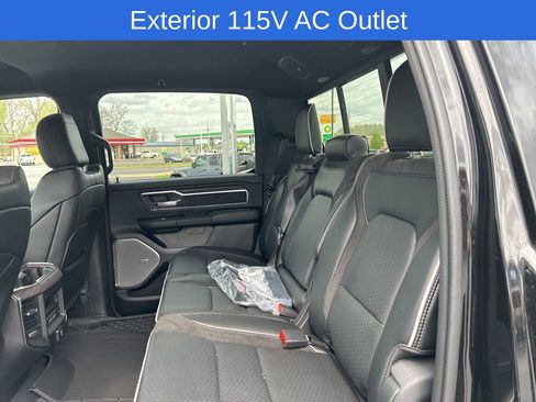 New 2026 RAM 1500 Laramie AWD/4WD image 15