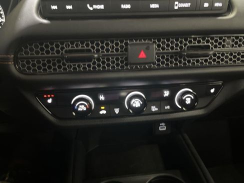 Used 2025 Honda HR-V Sport image 18