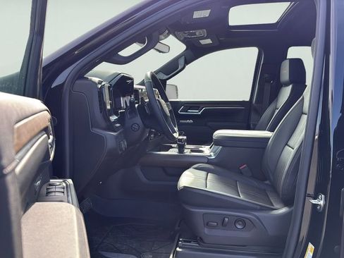 New 2026 Chevrolet Silverado 1500 High Country w/ High Country Premium Package AWD/4WD image 20