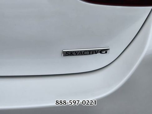 Certified 2023 MAZDA MAZDA3 s AWD/4WD image 17