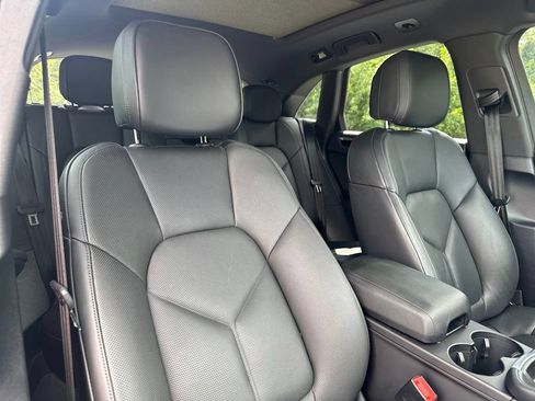 Used 2023 Porsche Macan AWD/4WD image 23