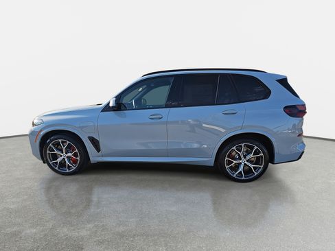 New 2026 BMW X5 xDrive50e w/ M Sport Package image 8