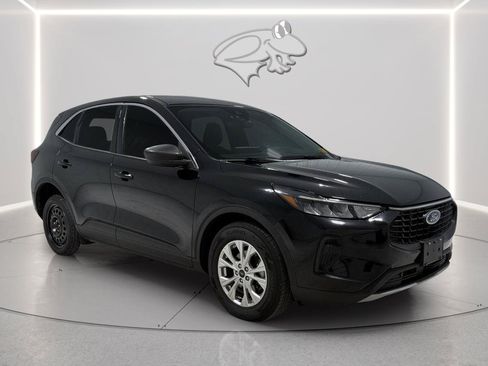 Used 2024 Ford Escape Active w/ Tech Pack #1 FWD image 12