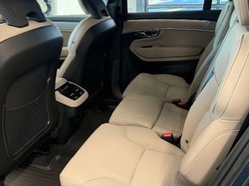 New 2026 Volvo XC90 B6 Plus w/ Protection Package Premier image 10