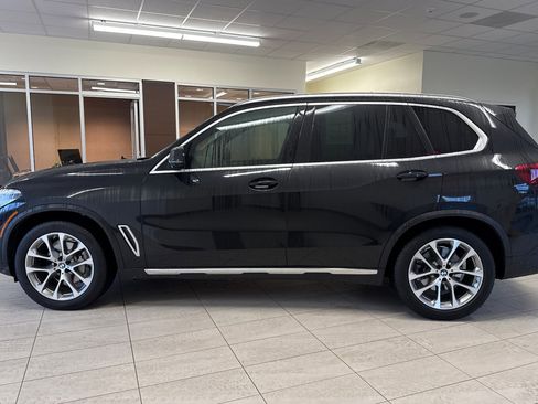 Used 2022 BMW X5 xDrive40i w/ Premium Package image 7