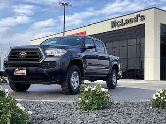 Used 2023 Toyota Tacoma SR video 1