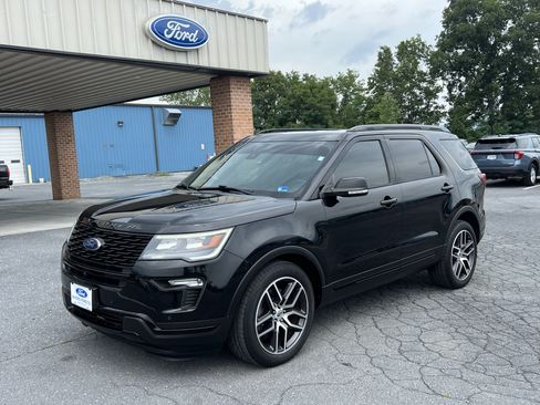 Used 2019 Ford Explorer Sport w/ Equipment Group 401A AWD/4WD image 3