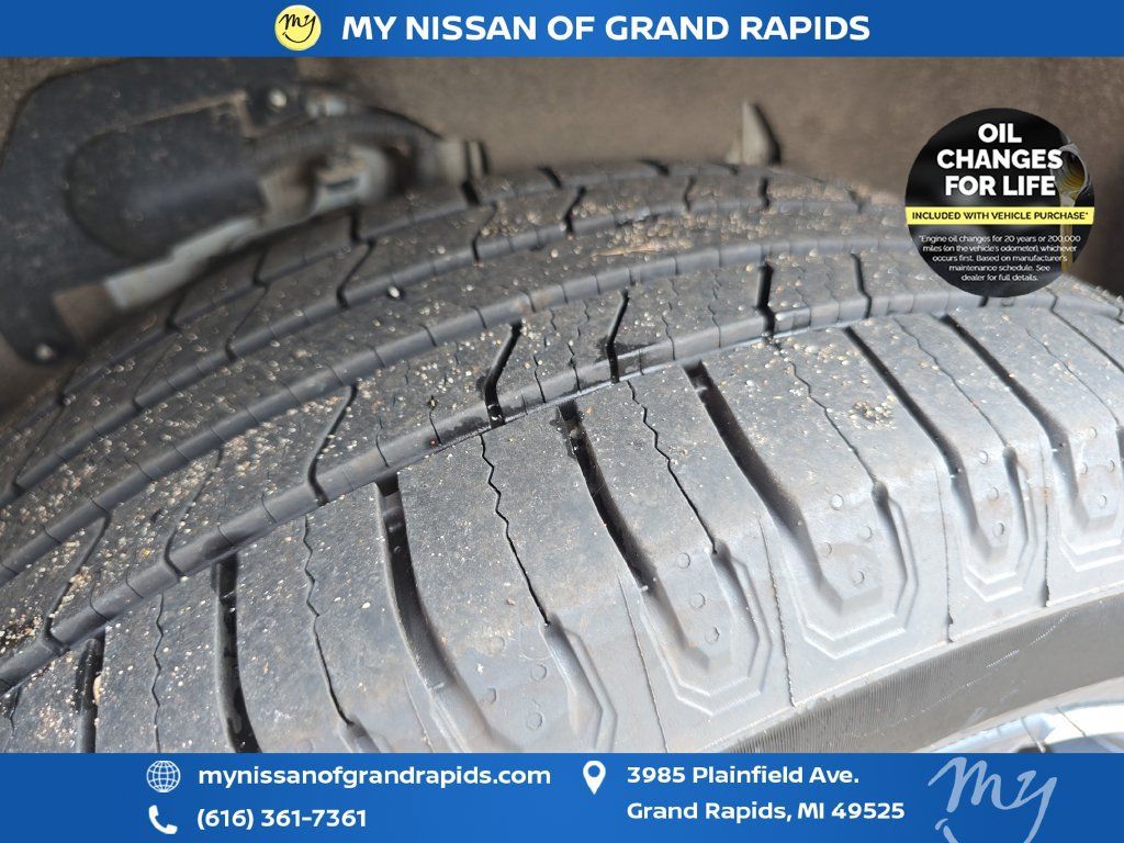 Used 2023 Nissan Rogue SL AWD/4WD image 36